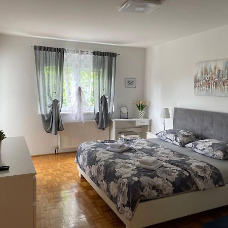 Dis Apartment Varazdin Bagian luar foto